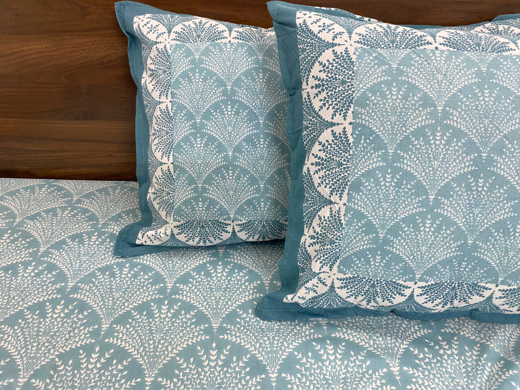 Aqua Scallop Bedsheet