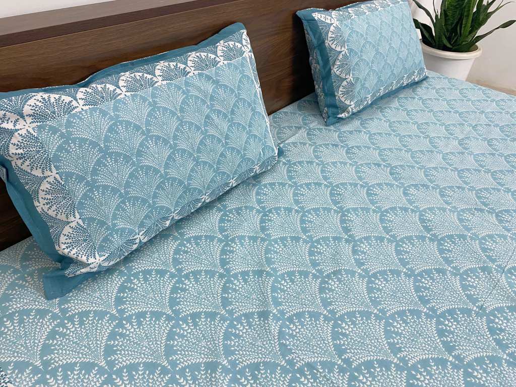 Aqua Scallop Bedsheet