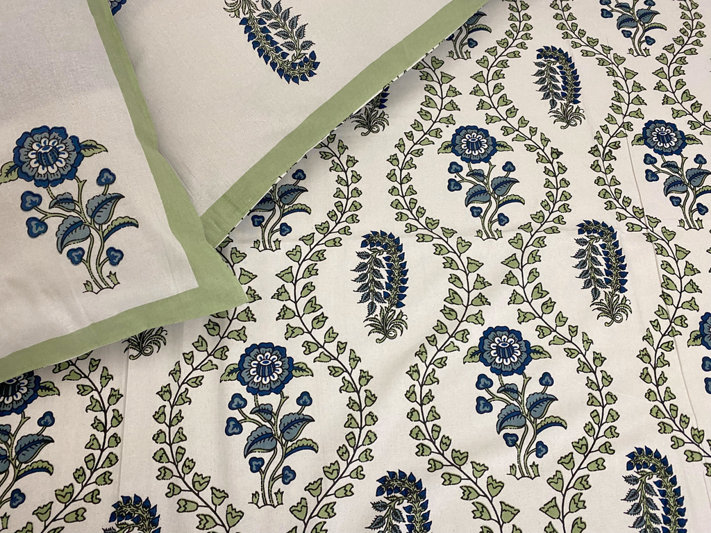 Willow Vines Bedsheet